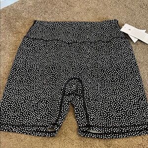 BuffBunny Black and White Patterned Shorts NWT XL